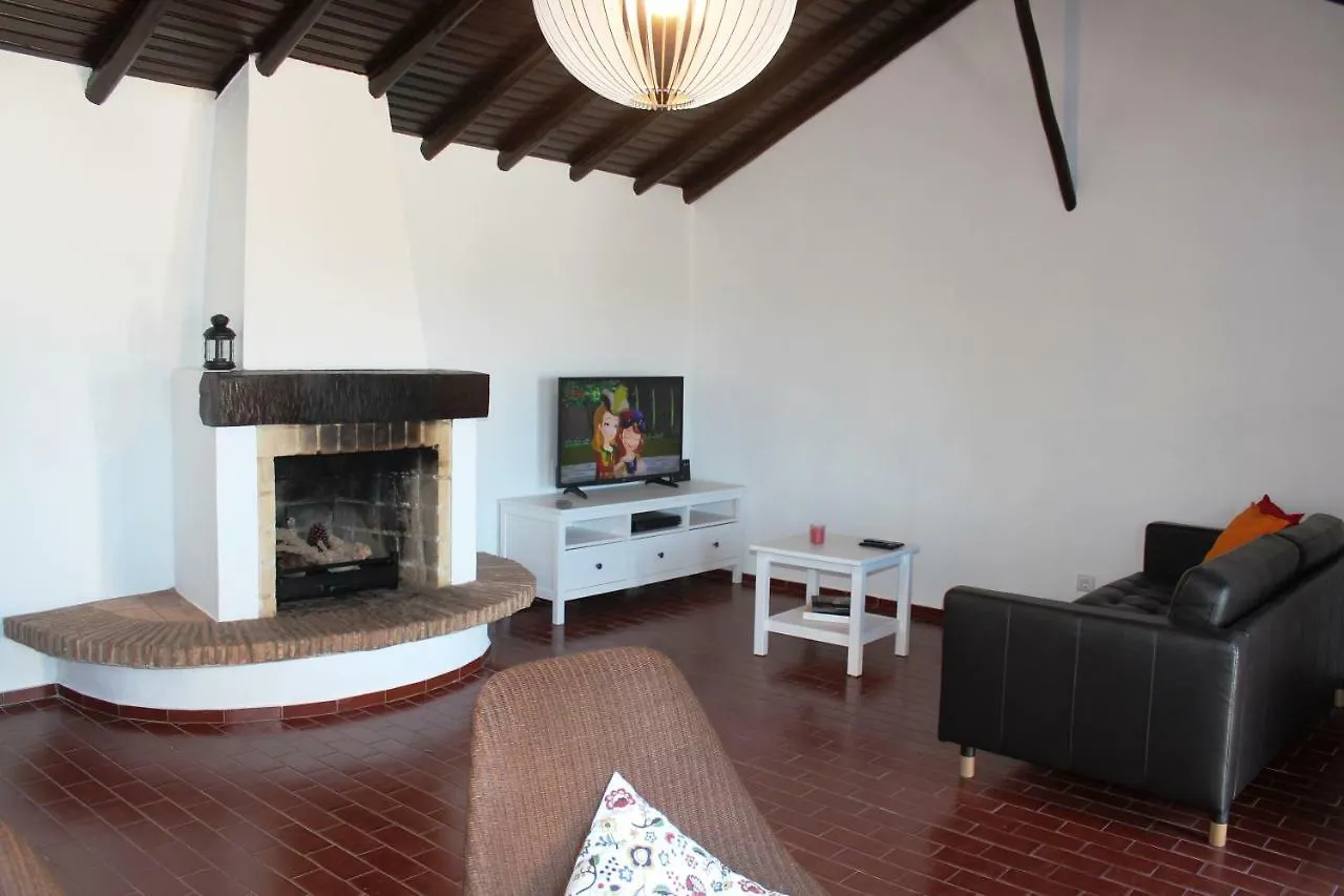 Trivial Pisao - Casa De Ferias, Para A Sua Familia Raposeira  0*, Raposeira (Faro)