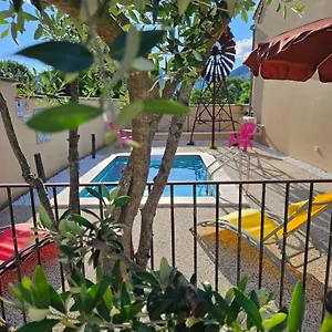 https://le-rubiz.hotels-rhonealpes.com